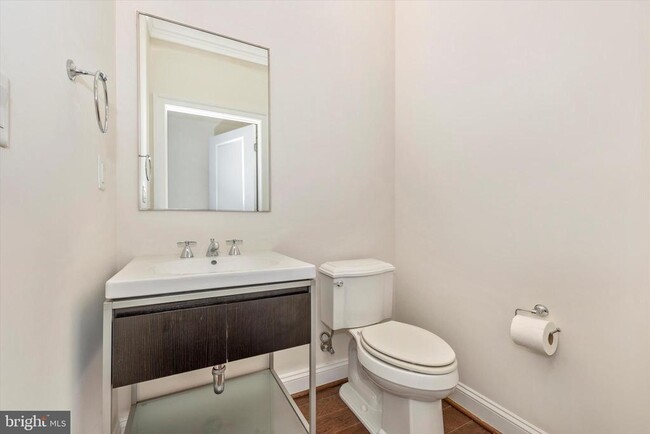 Building Photo - 10777 Symphony Park Dr