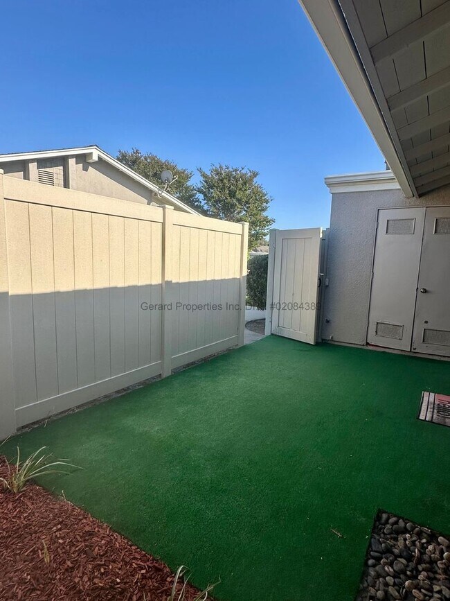 Building Photo - 55+ Huntington Beach Condo – Pools, Pickle...