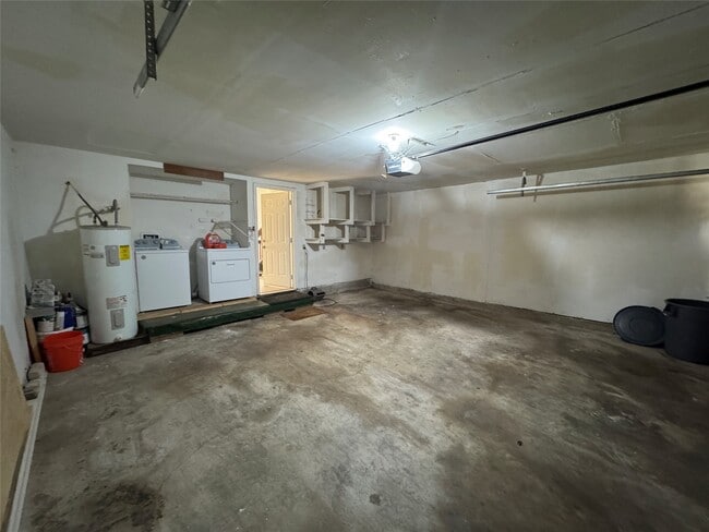 Building Photo - 12959 Wirevine Ln