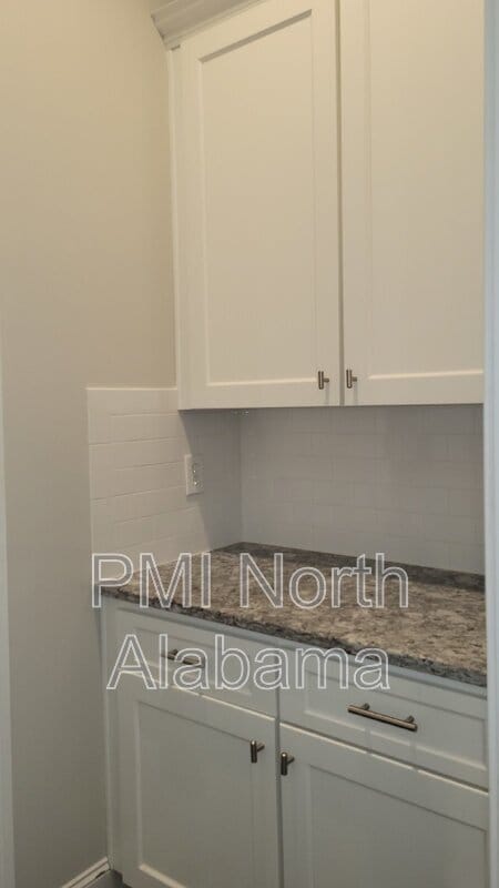 Building Photo - 130 Creekmound Dr