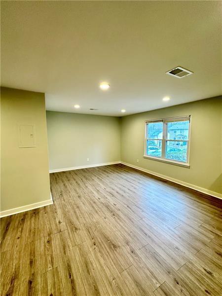 Building Photo - 1258 Creekside Ct