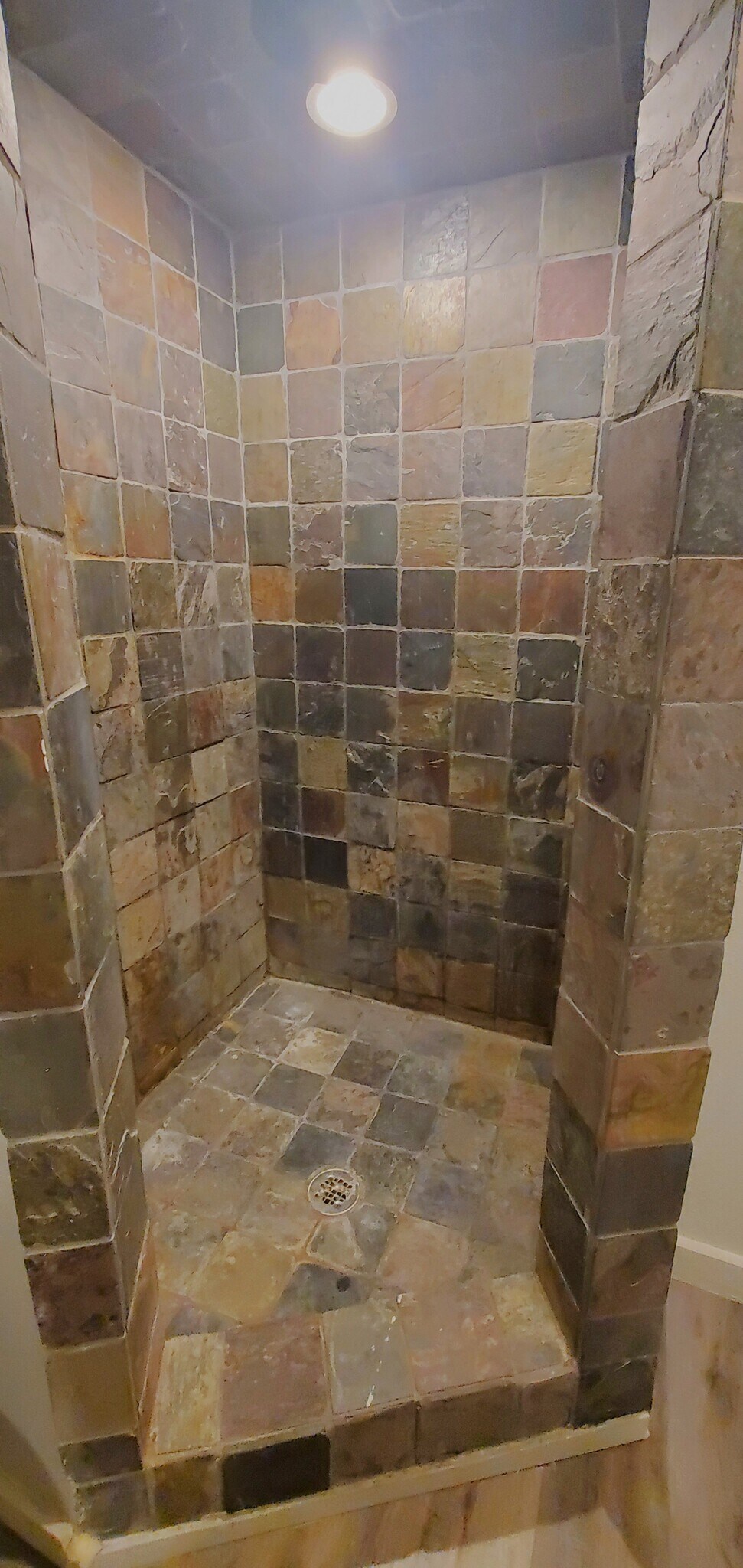 Building Photo - 376 S Pierson Ave