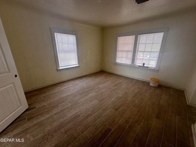 Building Photo - 7024 4th Ave