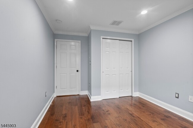 Building Photo - 169 Price Ct