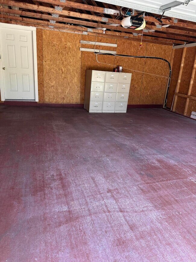 Building Photo - 312 Sorin Cir