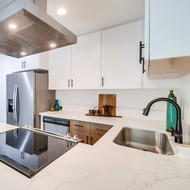 Interior Photo - The Magnolia