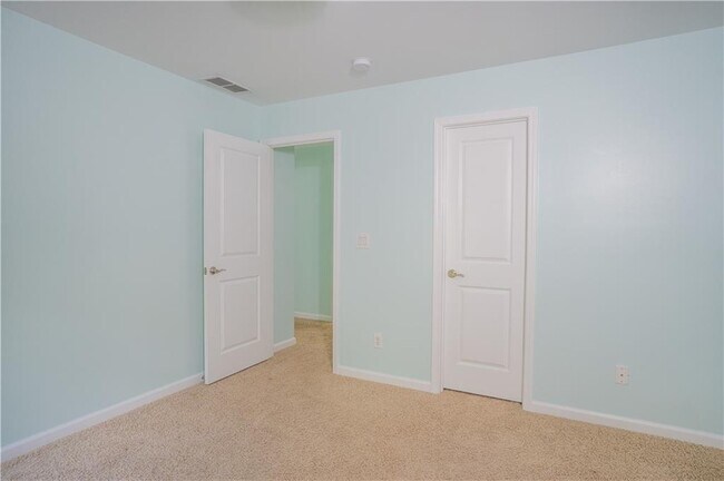 Building Photo - 5746 Nix Bridge Rd