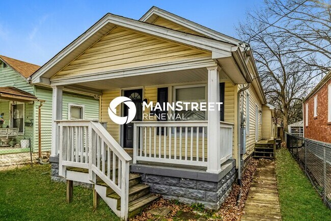 Building Photo - 3 Bedroom Pet-Friendly Home in Louisville, KY with Main Street Renewal