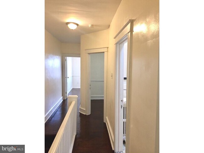 Building Photo - 41 Lamport Rd