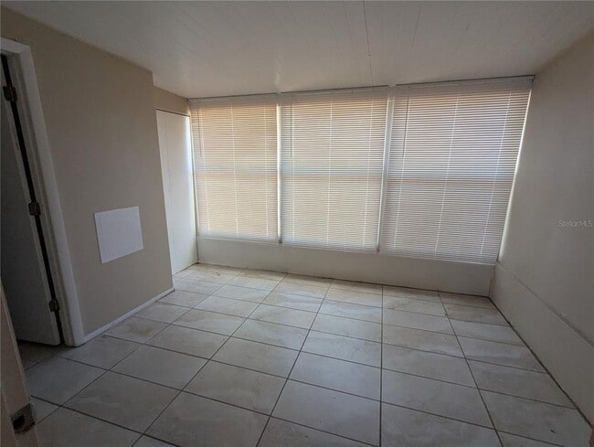 Building Photo - 3611 Windham Dr