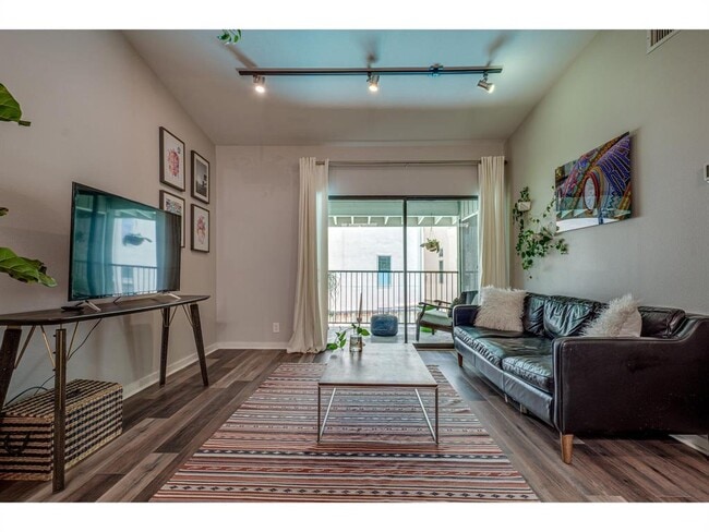 Building Photo - 2308 Enfield Rd