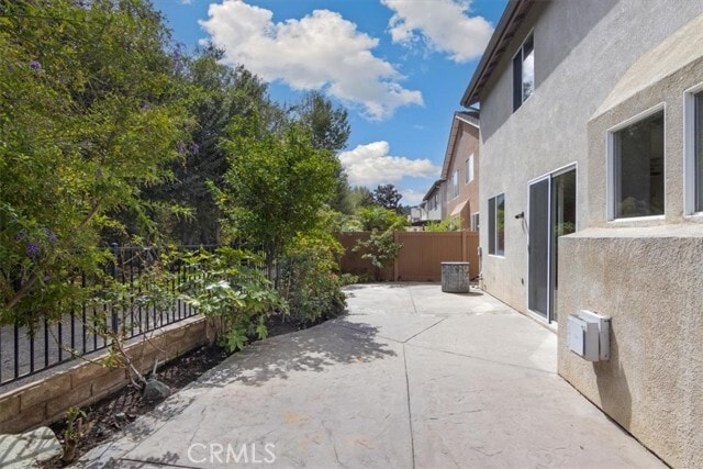 Building Photo - 466 Fallbrook Ave