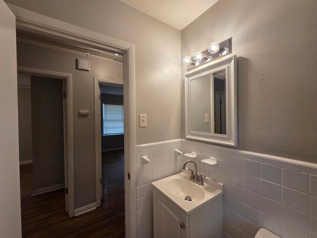 Building Photo - 5369 Lochinvar Rd