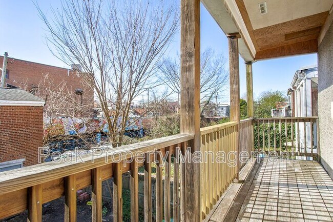 Building Photo - 2901 Ellwood Ave