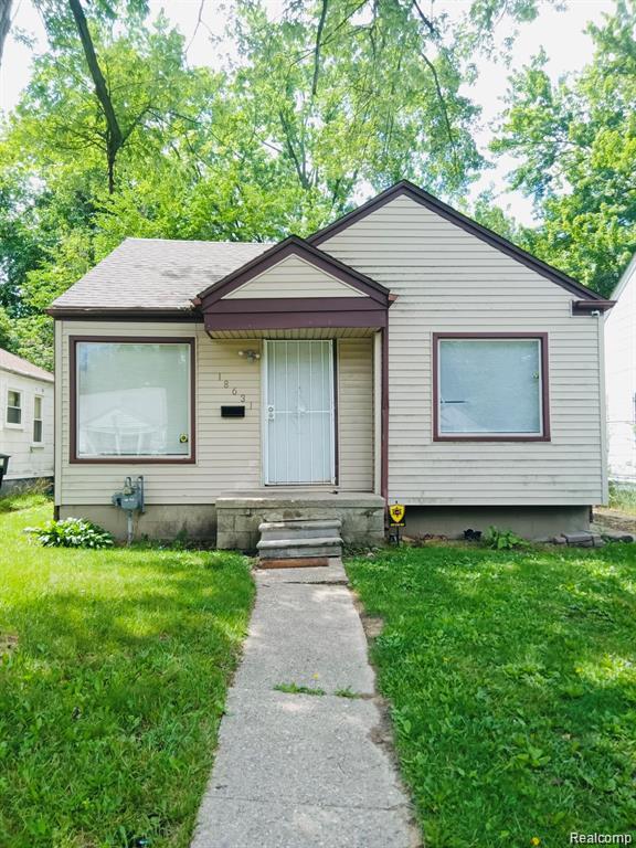 Building Photo - 18631 Margareta St