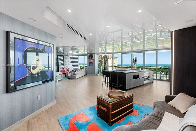 Building Photo - 19955 NE 38th Ct