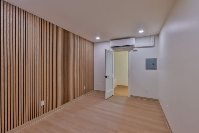 Building Photo - Modern Remodel with Designer Finishes | All Utilities Included