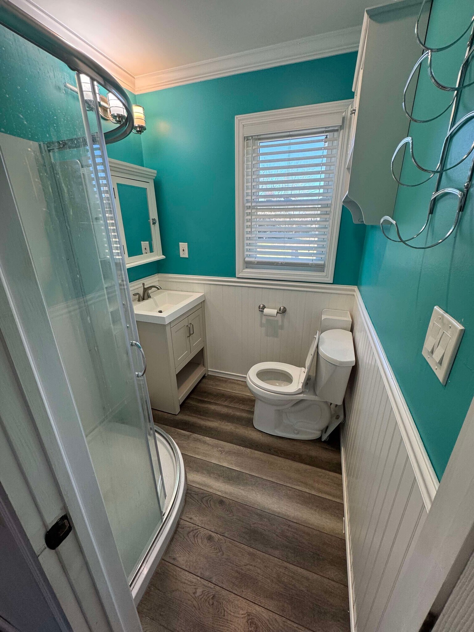 Building Photo - 28 Sheridan Dr