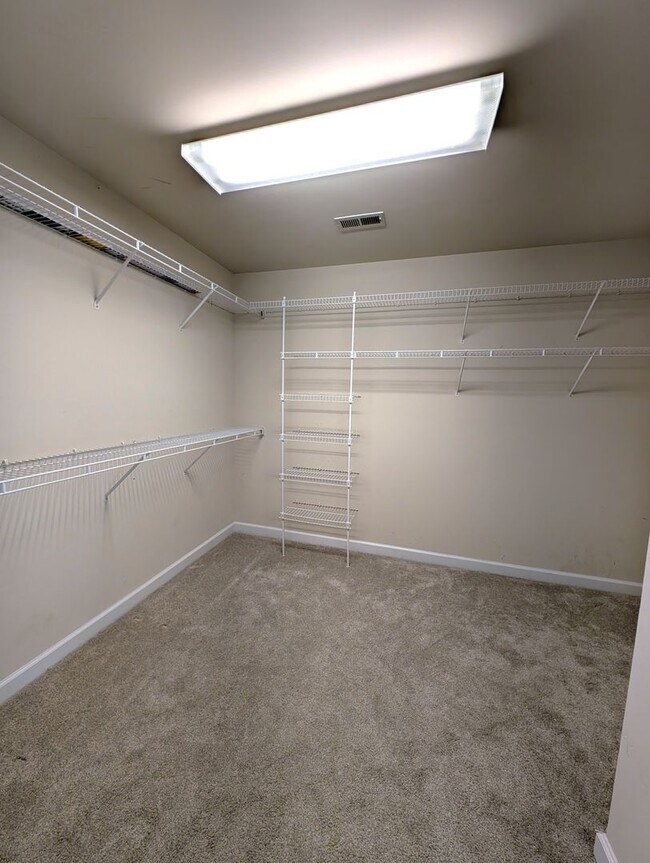 Building Photo - Luxury 4 Bedroom Home!  Waxhaw! Rea Road!