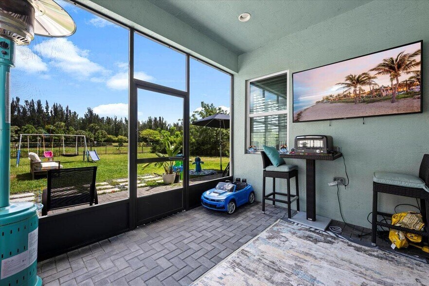 Building Photo - 15406 Goldfinch Cir