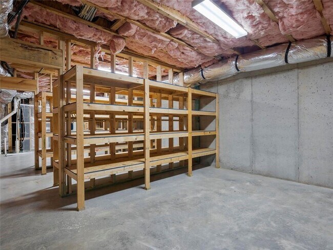 Building Photo - 4475 Harris Trail NW