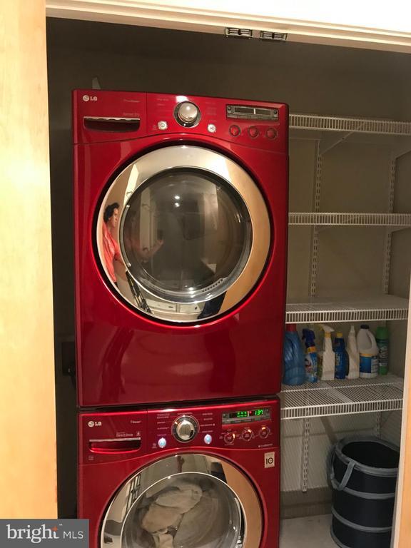 Building Photo - 1133 14th St NW