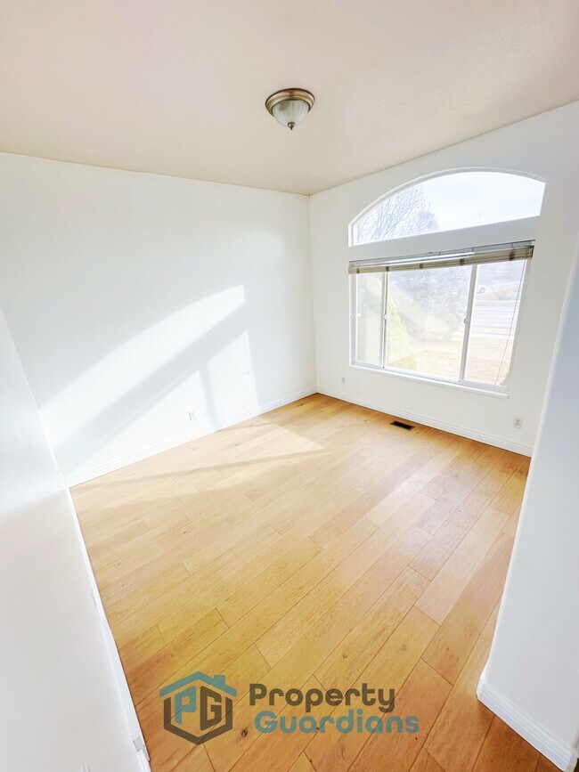 Building Photo - 2786 S 1260 W