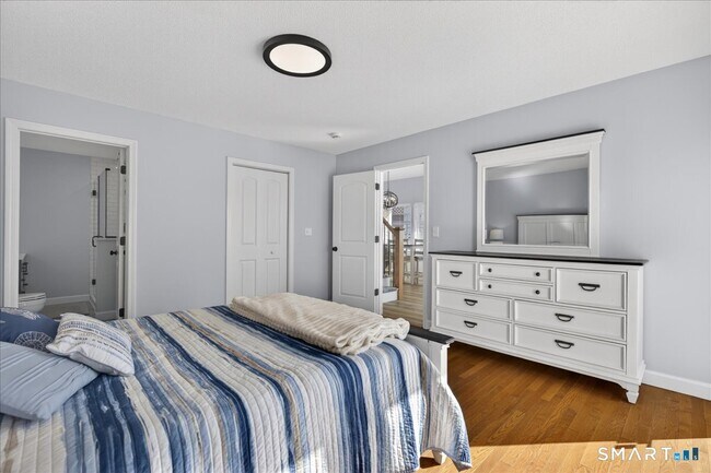 Building Photo - 675 Townsend Ave