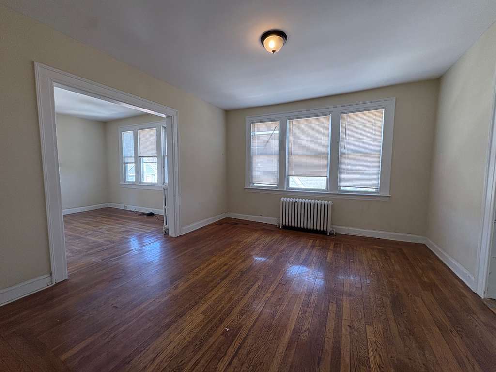 Building Photo - 62 Fairfield St