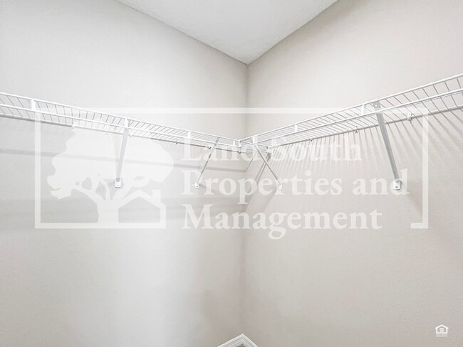 Building Photo - 5484 Siltstone St