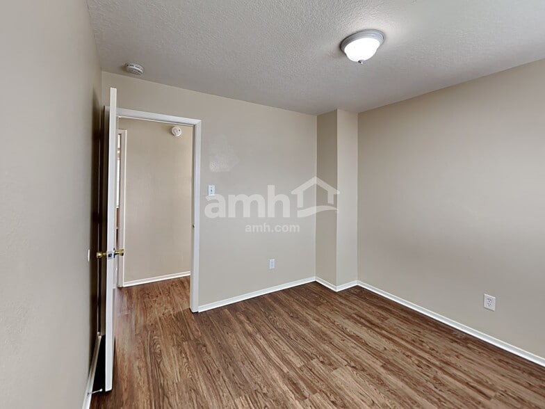 Building Photo - 20534 Patriot Park Ln