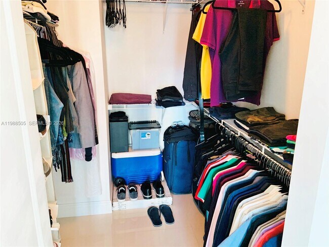 Building Photo - 1250 S Miami Ave