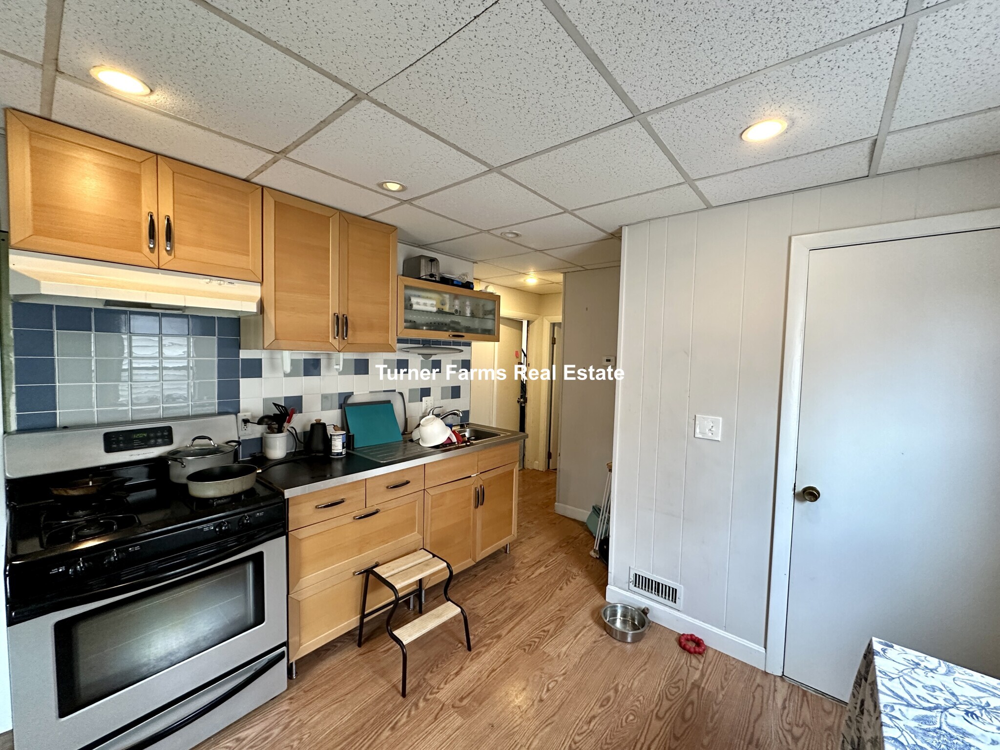 Building Photo - 105 Buttonwood St