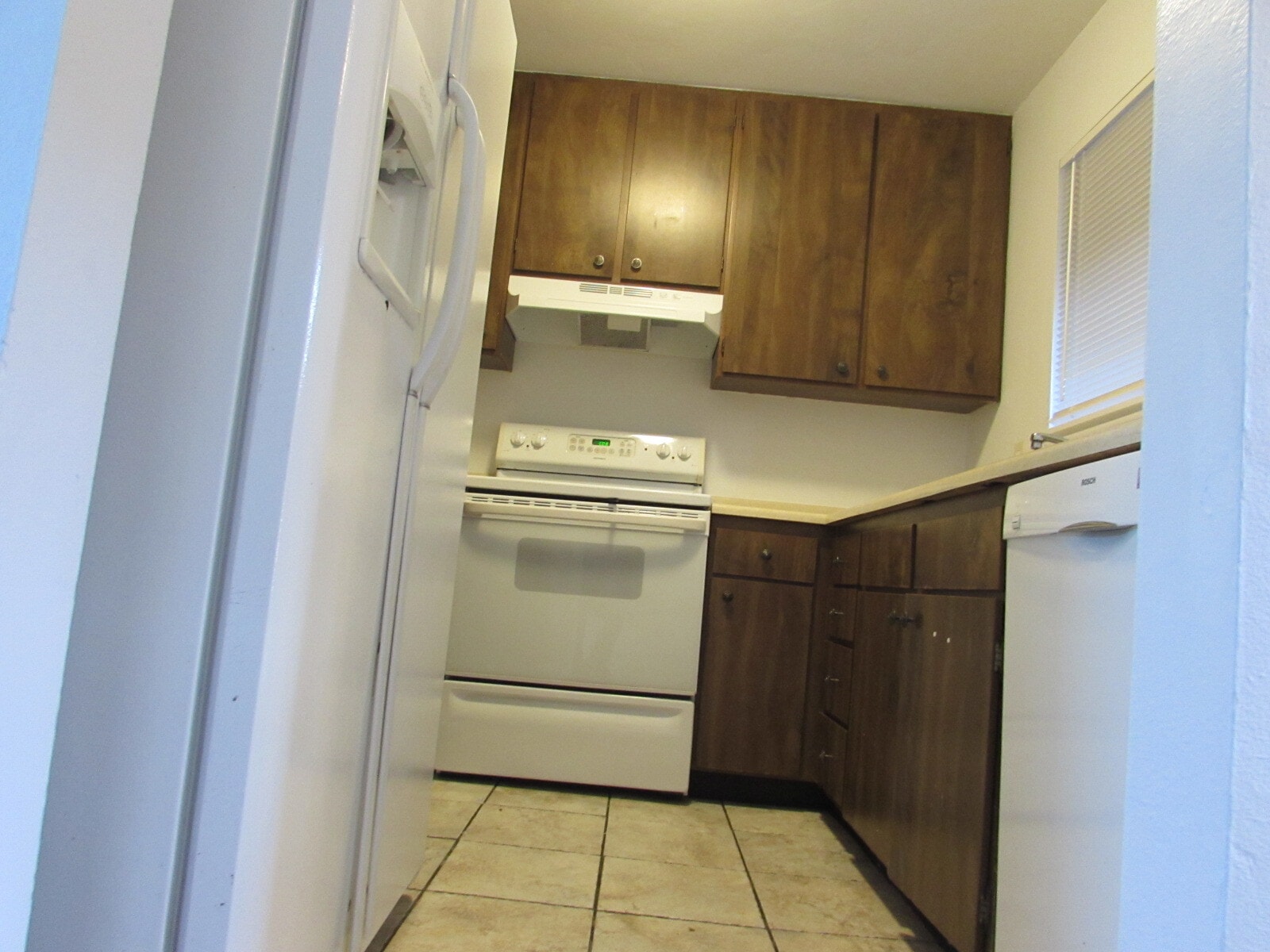 Building Photo - 517 28 1/2 Rd