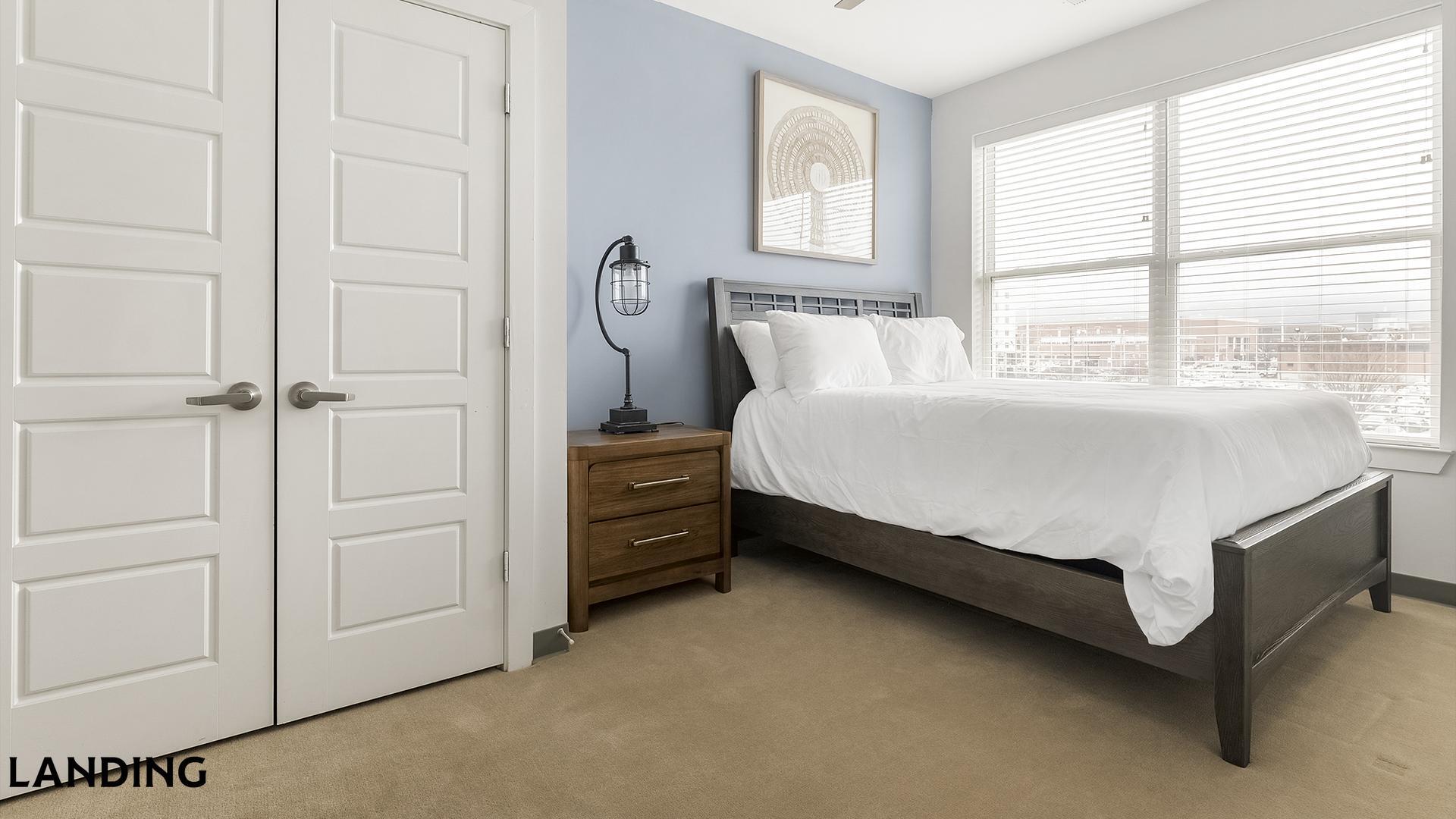 Building Photo - 302 13th St S