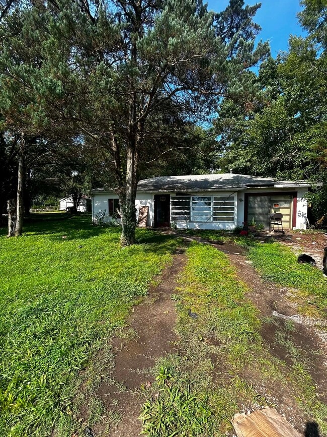 Building Photo - 107 Judith Ln