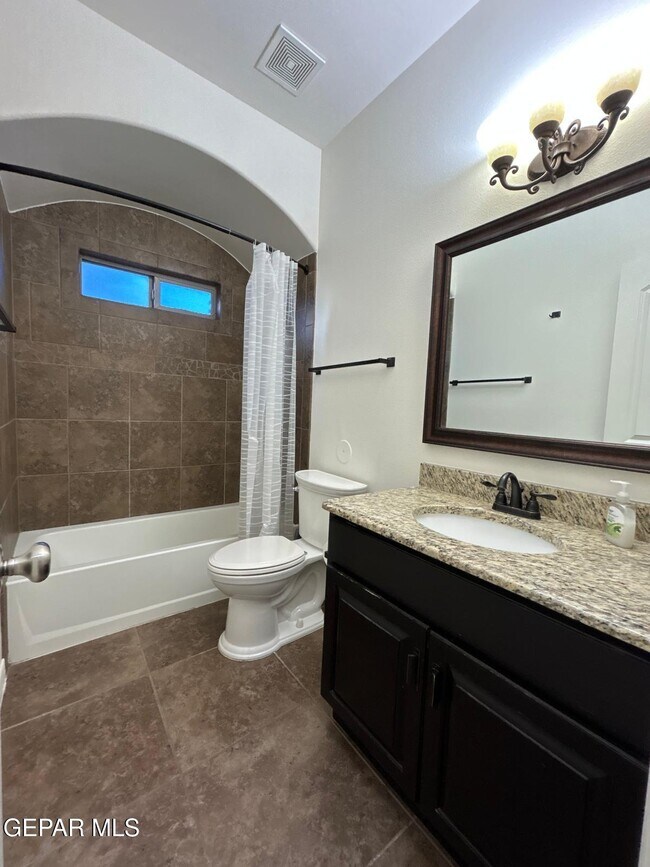 Building Photo - 7349 Skyrocket Dr