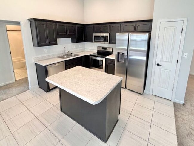 Building Photo - Now Leasing A 3 Bedroom 2 Bath Home In Southaven Near Central Park.