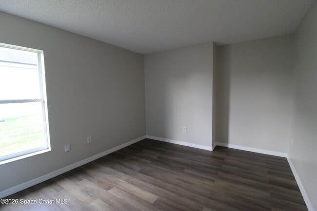 Building Photo - 959 Pine Walk Ct NE