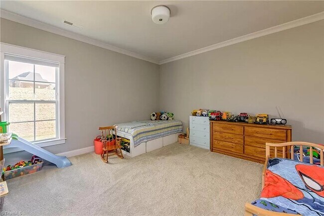 Building Photo - Executive home in popular Lewisville