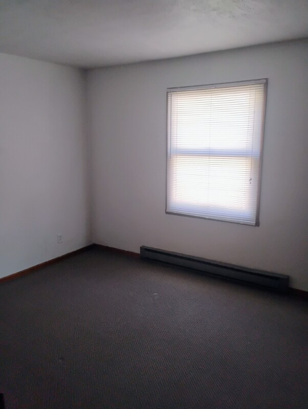 Building Photo - 4766 Wolverton Ln