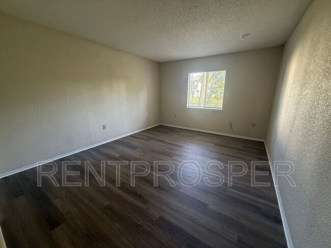 Building Photo - 4411 S Semoran Blvd