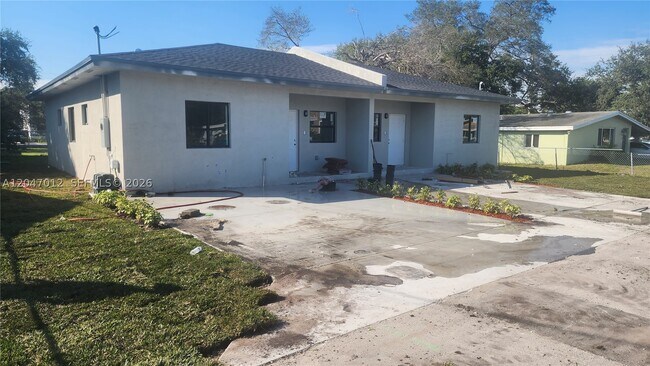 Building Photo - 8048 NW 14th Ct
