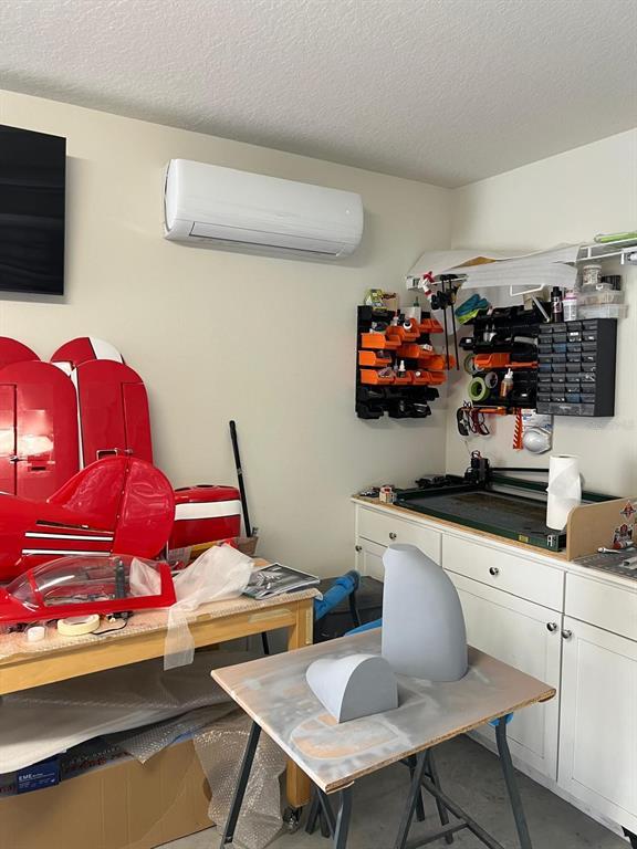 Building Photo - 10829 Wooded Acre Aly