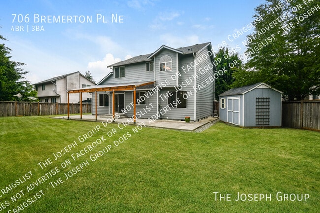 Building Photo - 706 Bremerton Pl NE