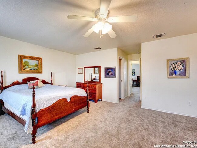 Building Photo - Move-In Ready Home with Fresh Updates & Spacious Layout in Converse