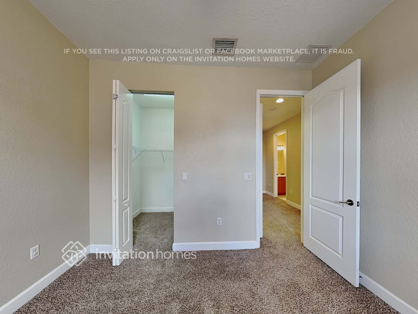 Building Photo - 4432 Arabian Way