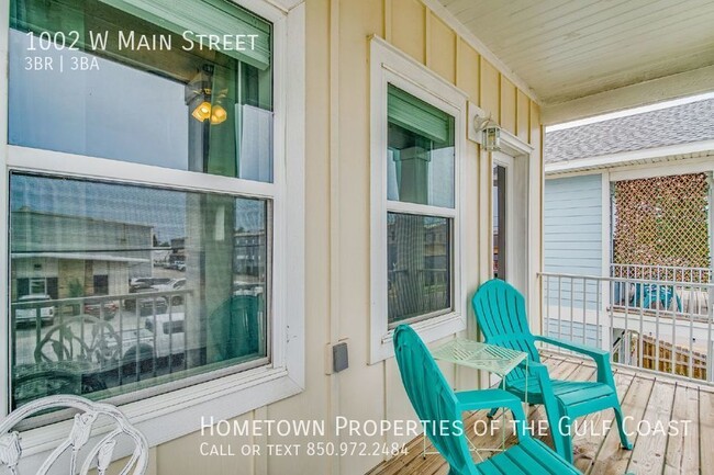 Building Photo - Downtown Pensacola Furnished Rental with T...