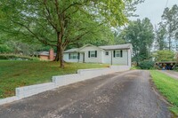 Building Photo - Spacious 5-Bedroom Home with Modern Update...