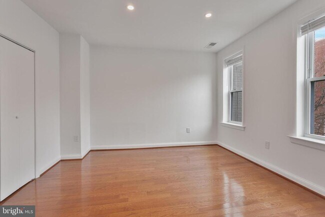 Building Photo - 1339 Corcoran St NW